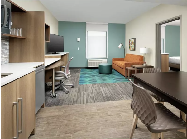 Hilton Home2 Suites King Size Hotel Furniture - Image 6